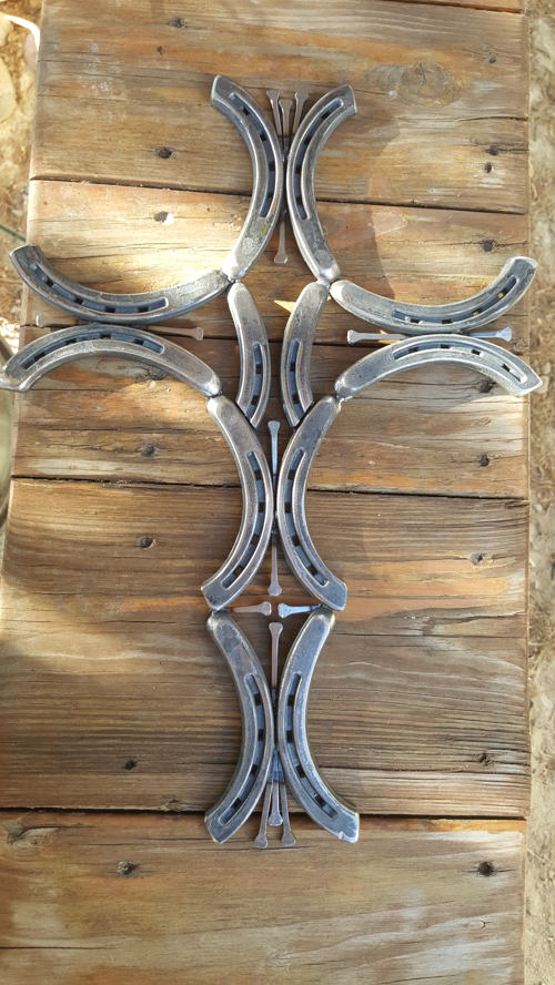 Welded Horse shoe Cross